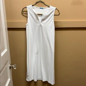 White Sleeveless Dress